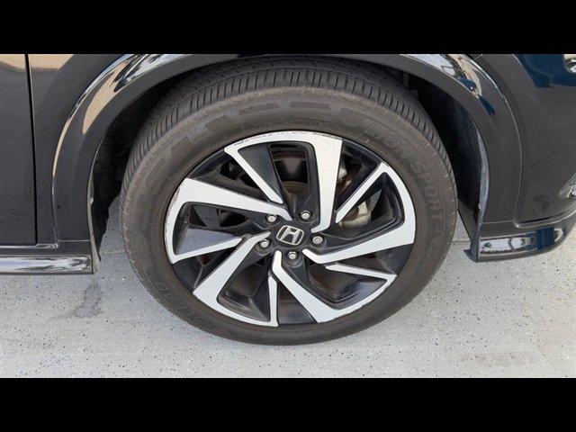 Certified 2019 Honda HR-V Sport image 10