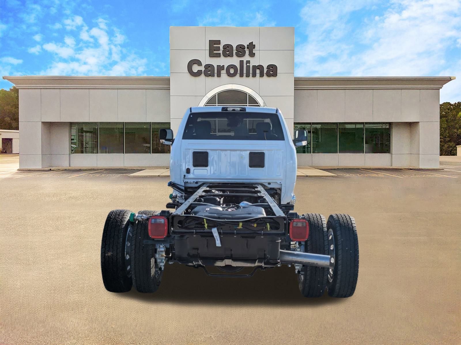New 2026 RAM 5500 Tradesman image 4