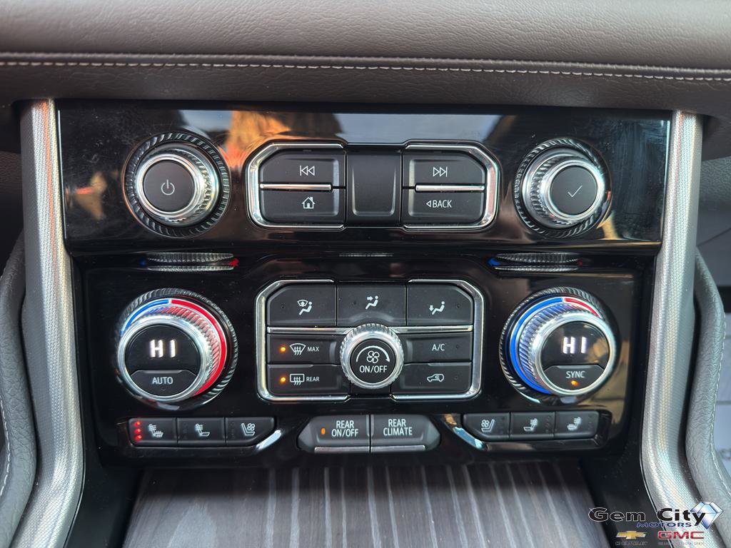 Used 2023 GMC Yukon XL Denali image 22