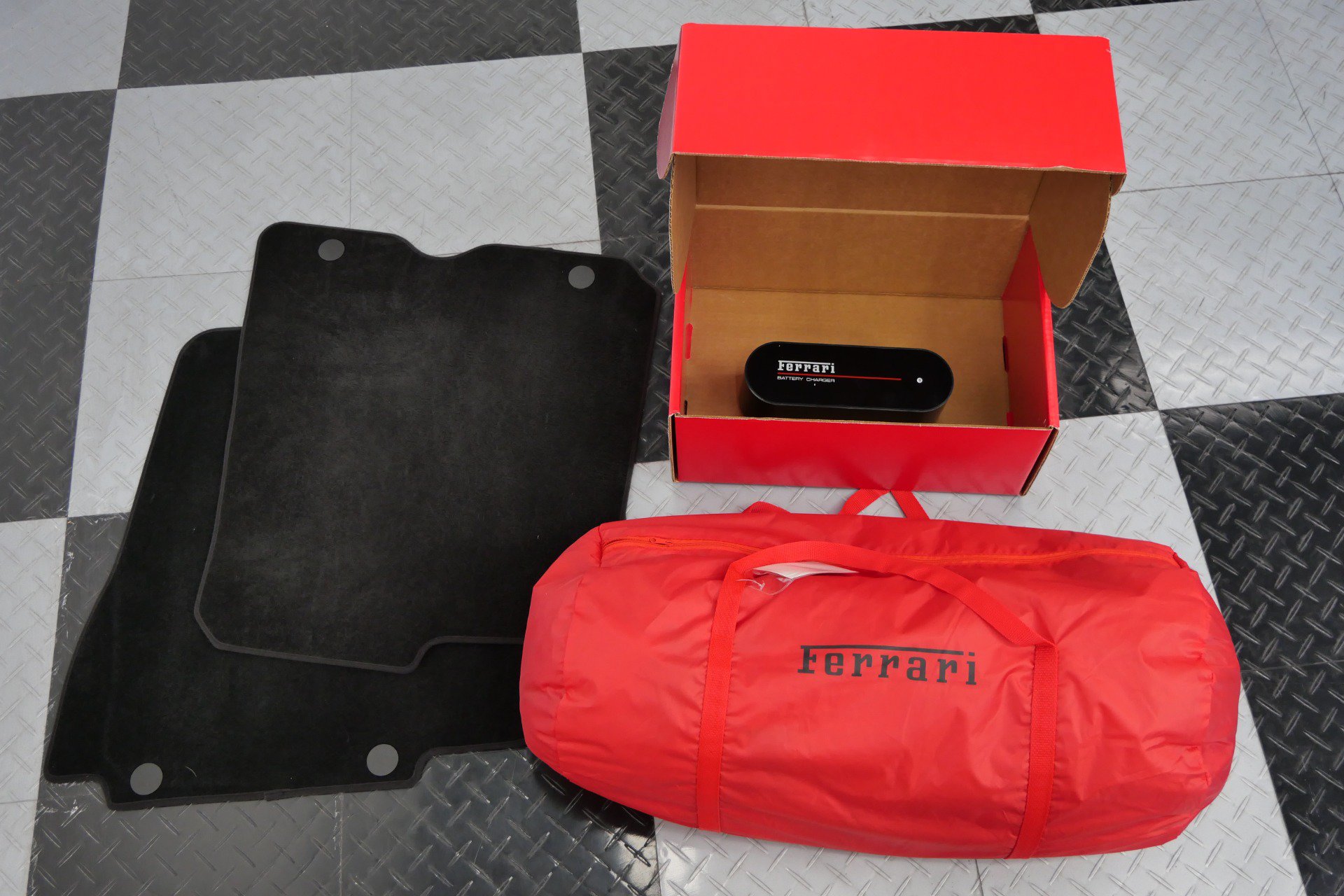 Used 2021 Ferrari 812 GTS RWD image 37