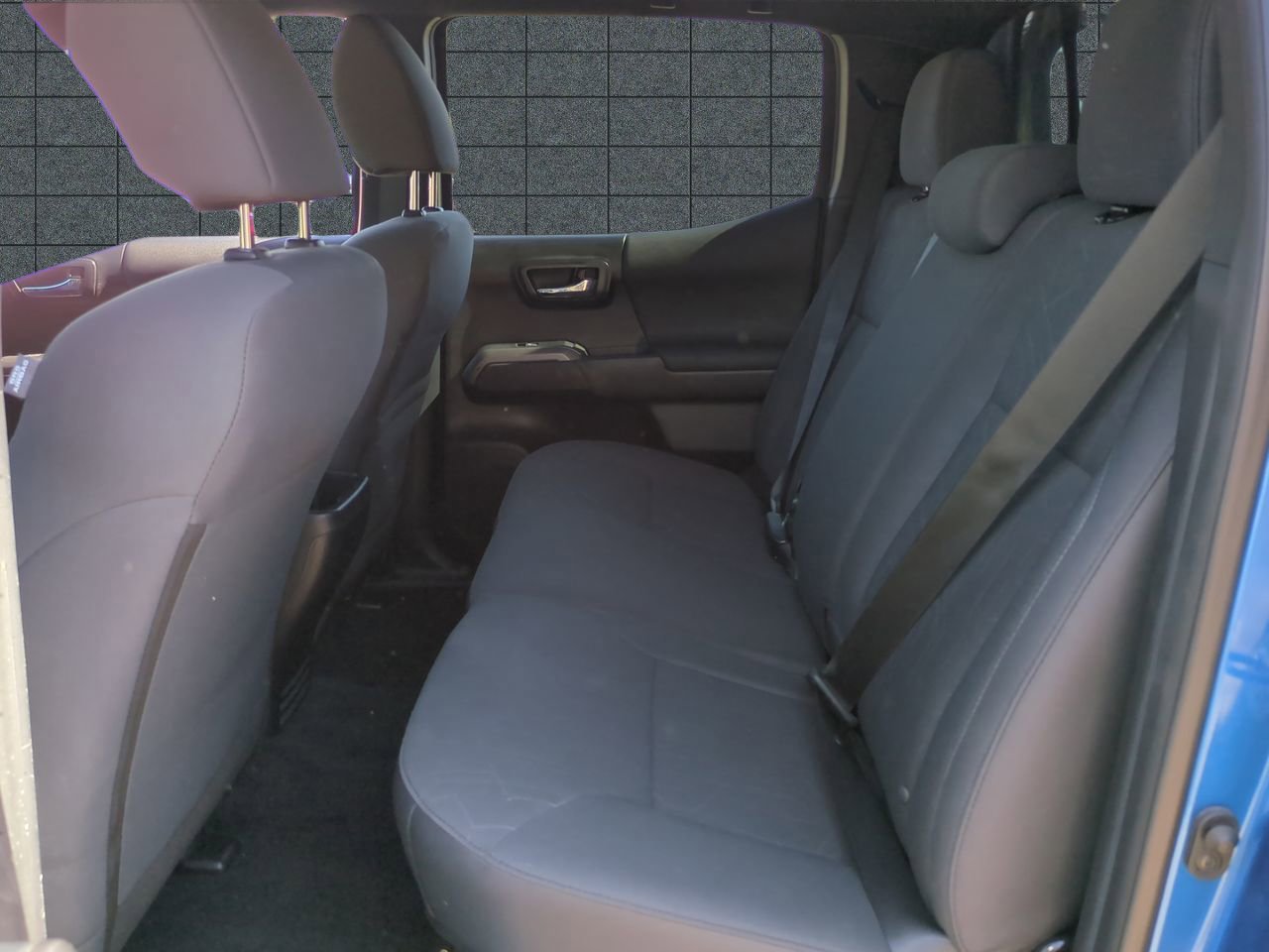 Used 2018 Toyota Tacoma TRD Sport image 14