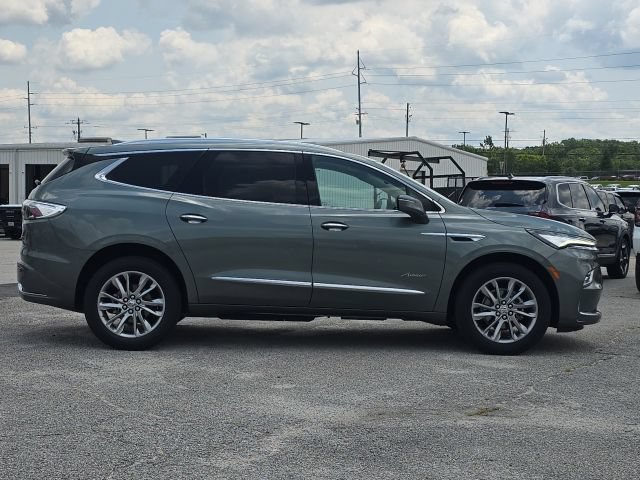 Used 2023 Buick Enclave Avenir w/ Avenir Technology Package FWD image 6