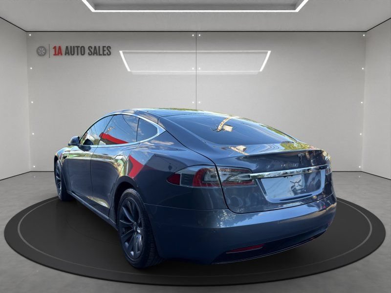 Used 2020 Tesla Model S Long Range Plus AWD/4WD image 3