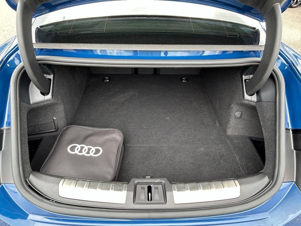 Used 2024 Audi RS e-tron GT w/ Carbon Performance Package AWD/4WD image 60