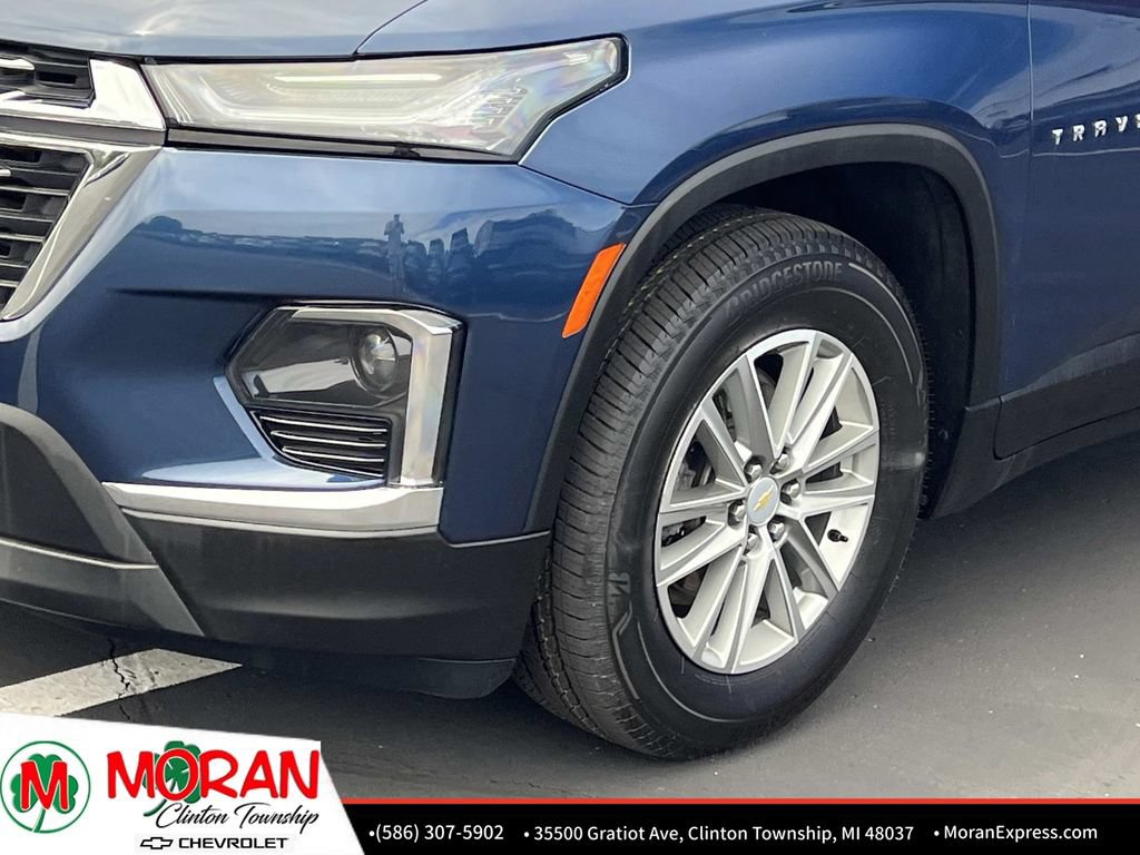 Certified 2023 Chevrolet Traverse LT FWD image 9