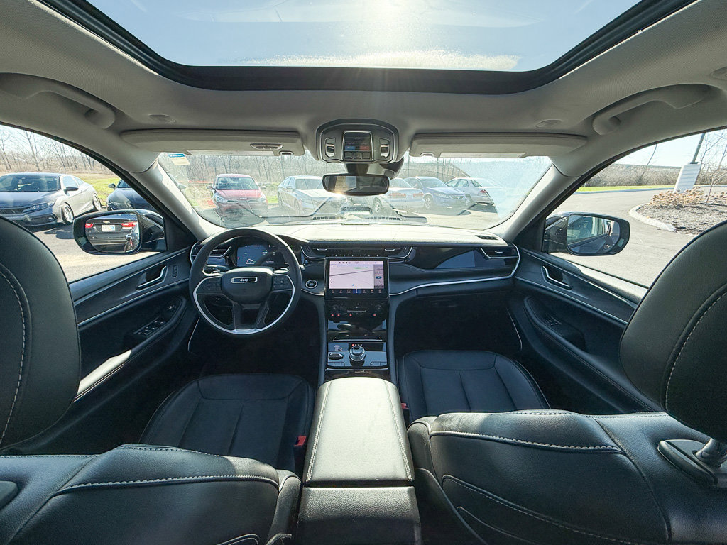 Used 2022 Jeep Grand Cherokee Limited 4xe image 23