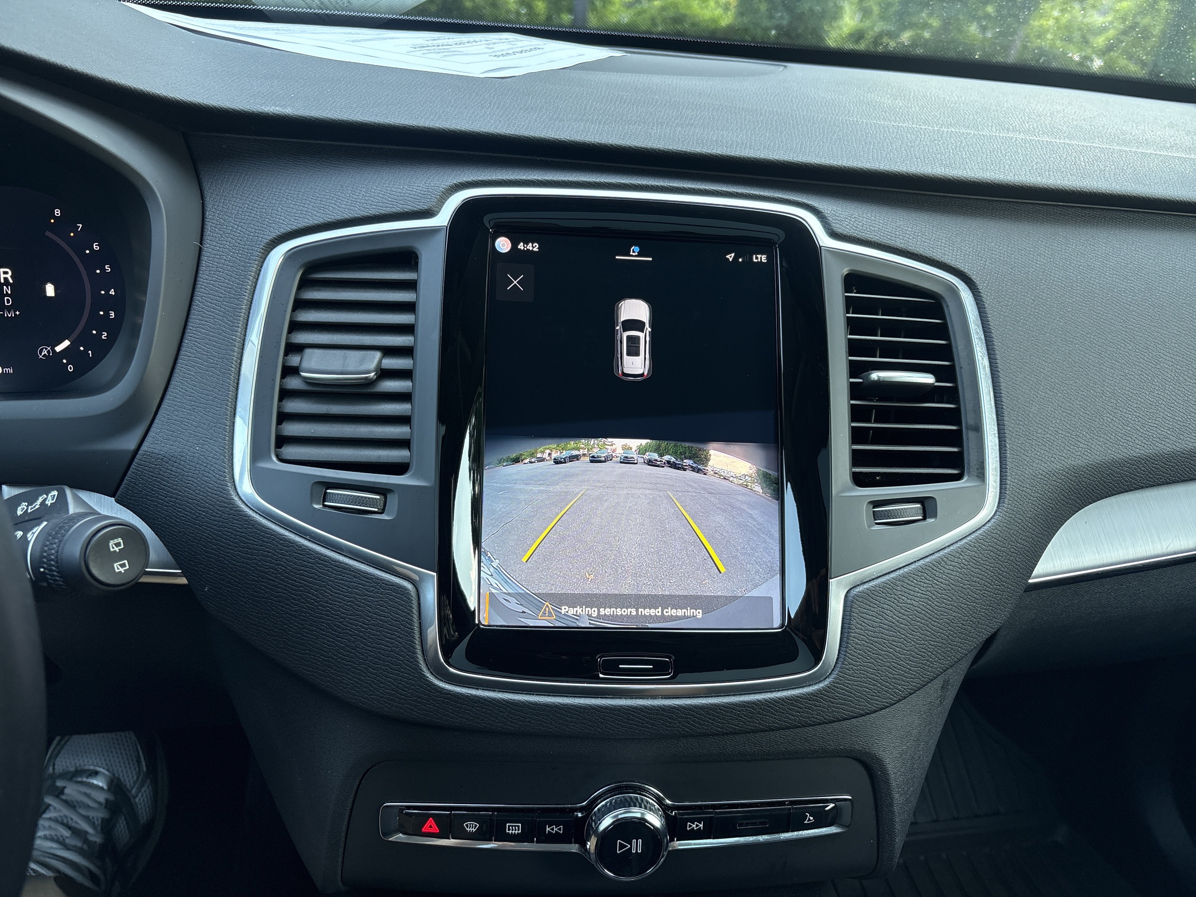 Used 2023 Volvo XC90 B5 Core w/ Protection Package Premier AWD/4WD image 15