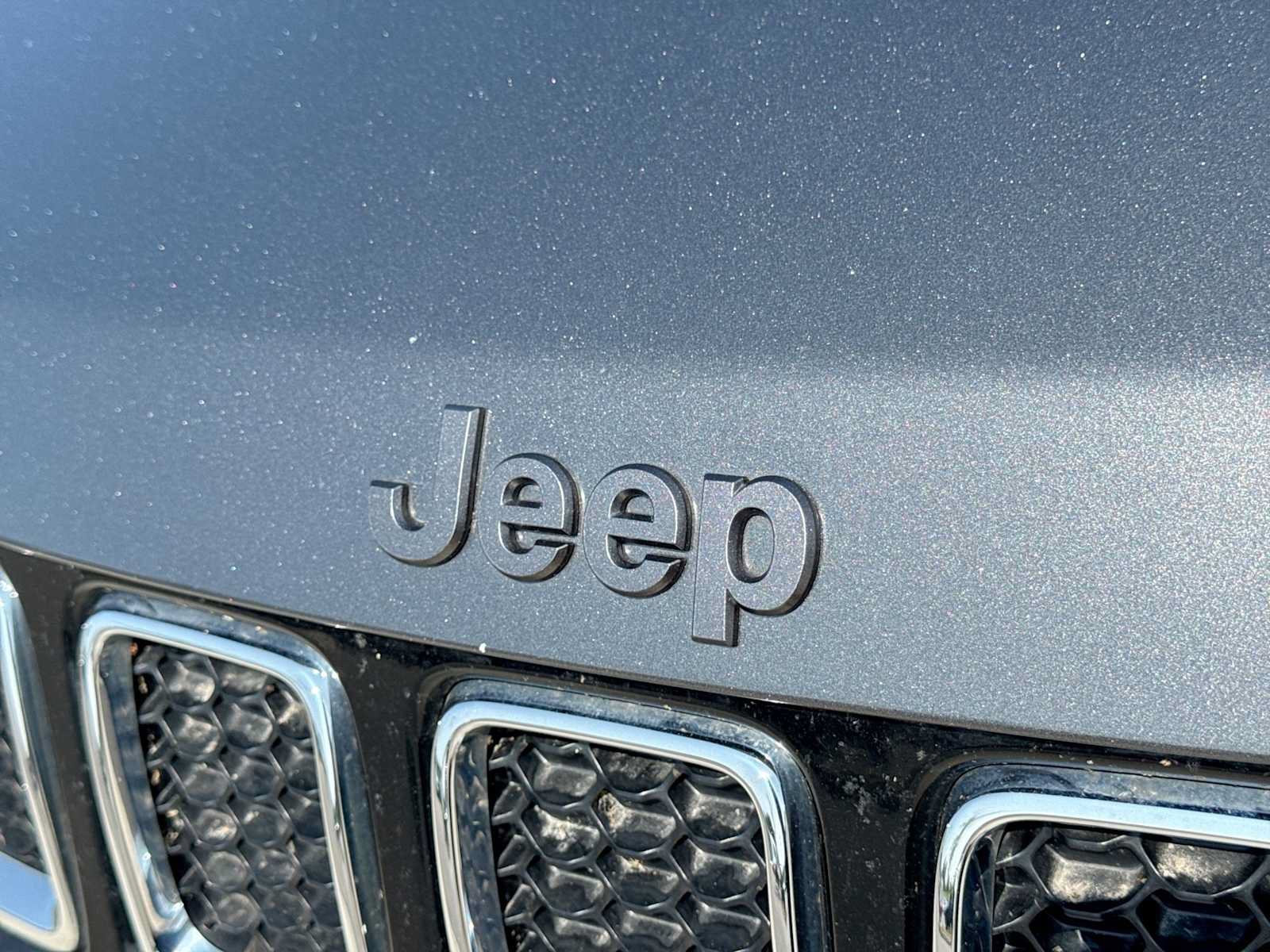 Used 2019 Jeep Compass Sport FWD image 11