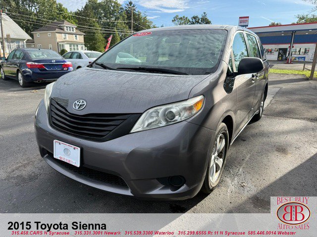 Used 2015 Toyota Sienna L FWD image 3