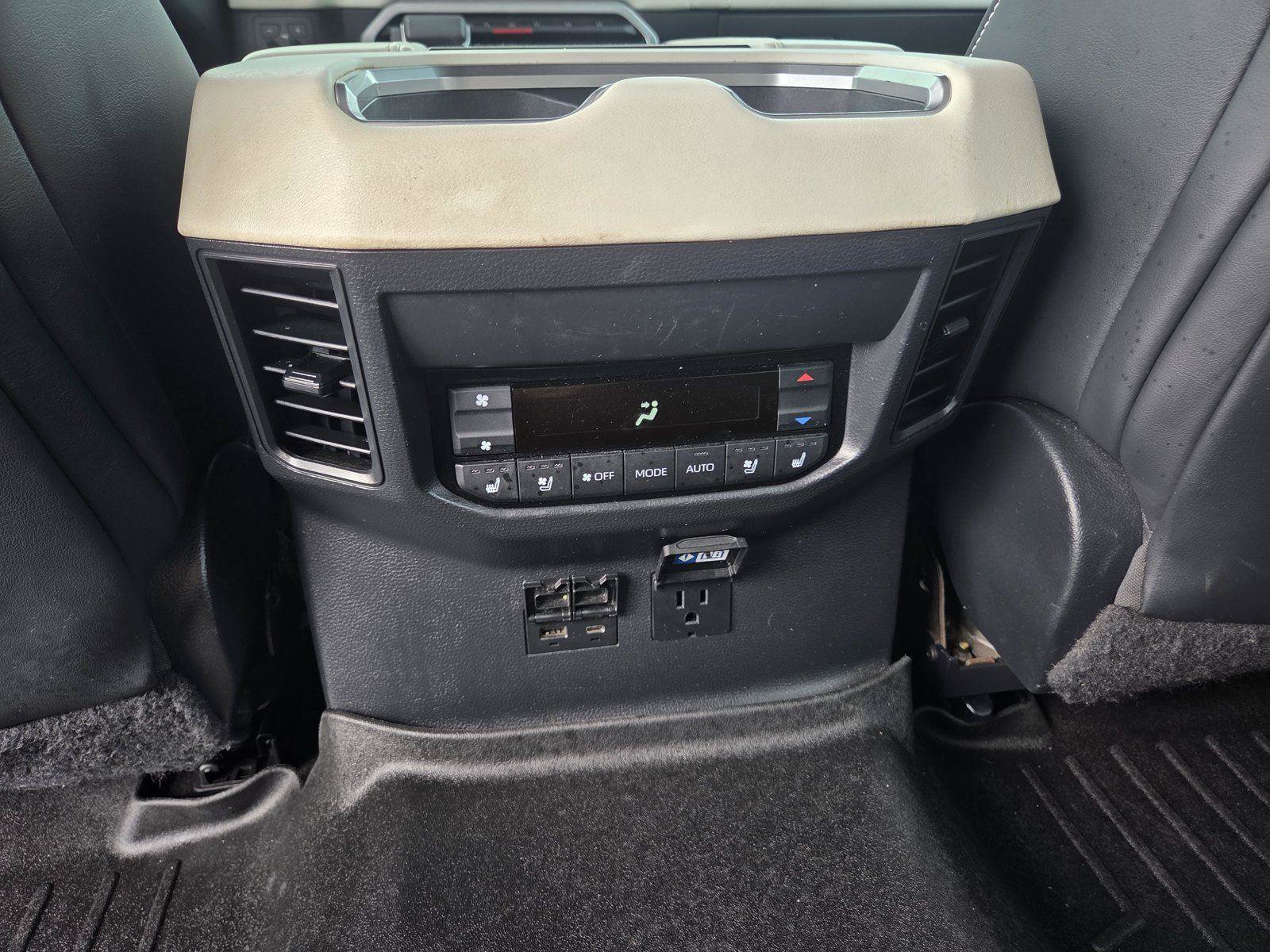 Used 2023 Toyota Sequoia Capstone RWD image 22