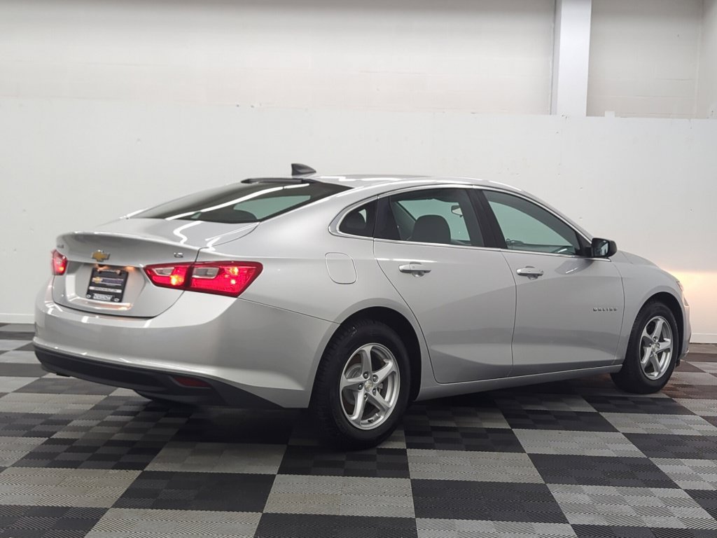 Used 2016 Chevrolet Malibu LS FWD image 7
