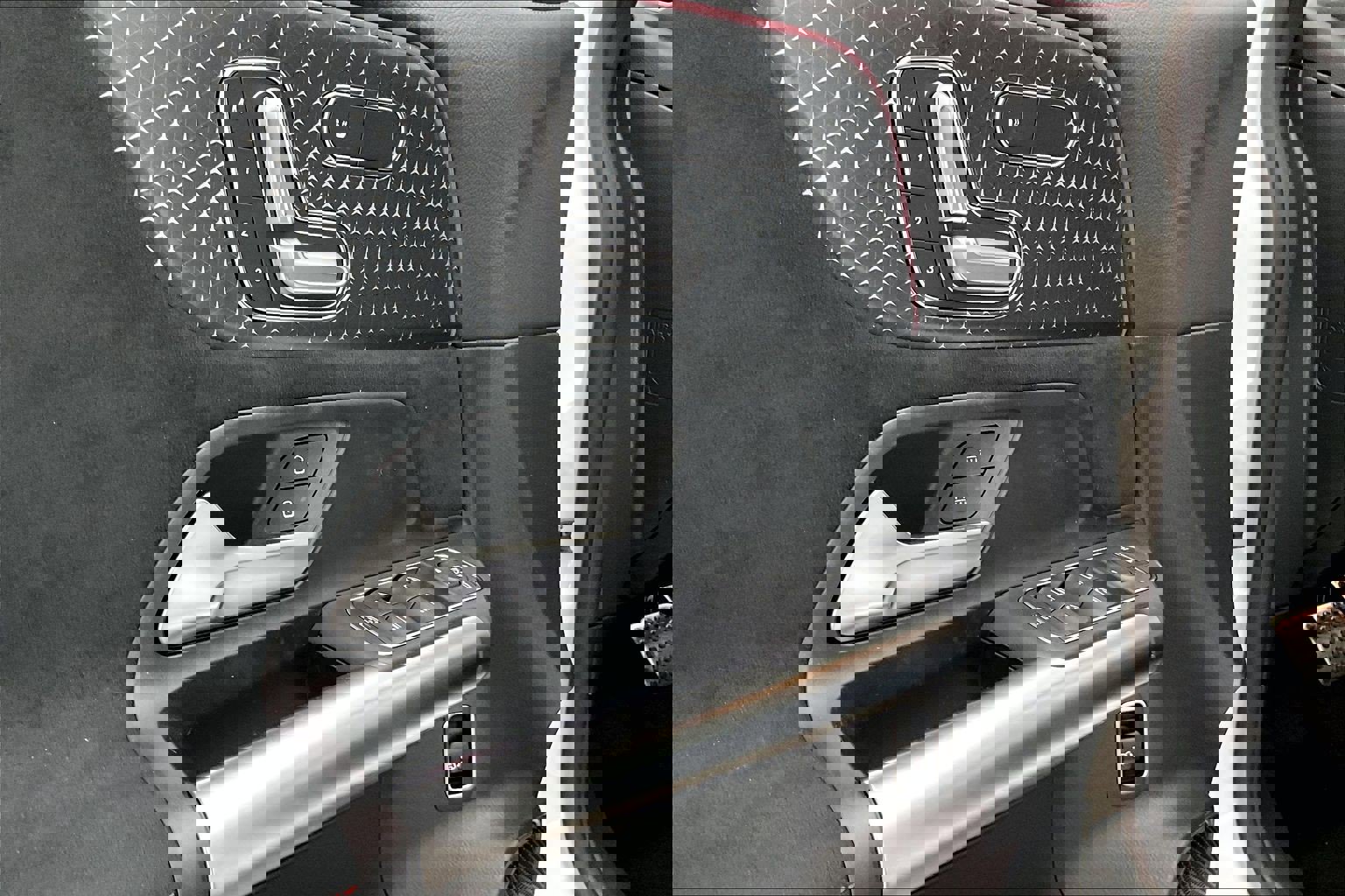 New 2026 Mercedes-Benz GLA 35 AMG 4MATIC image 14