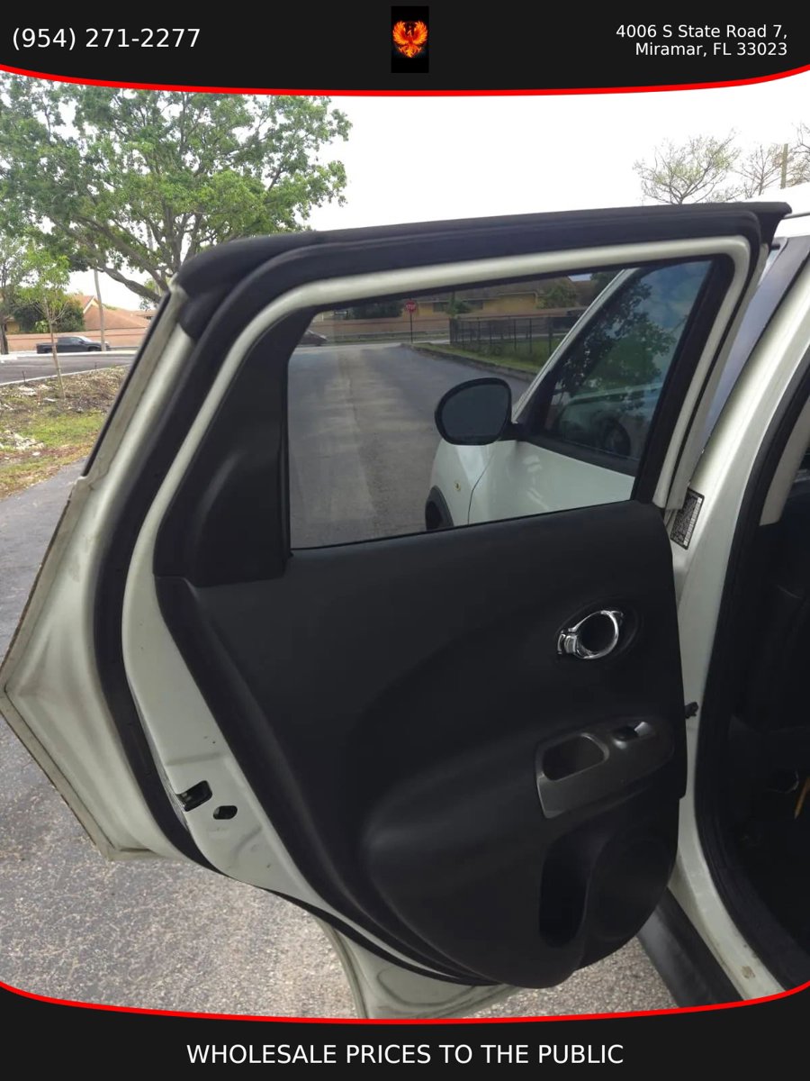 Used 2012 Nissan Juke SL image 11