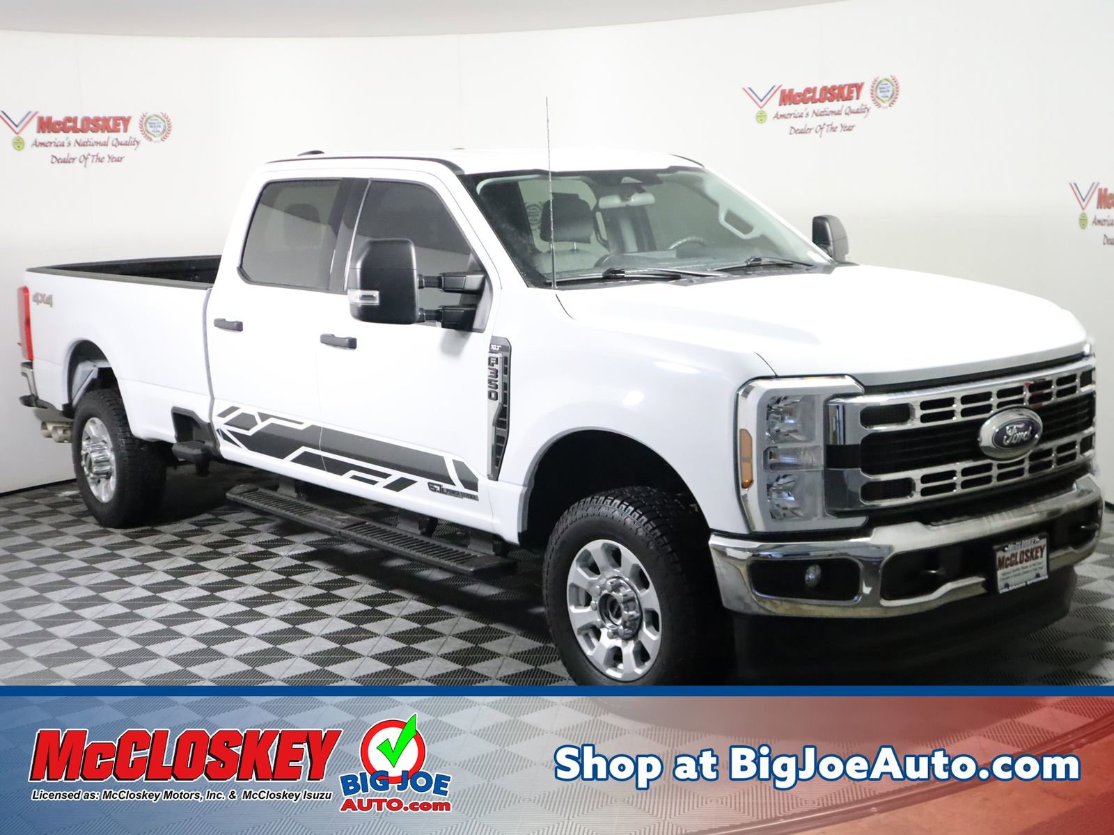 Used 2024 Ford F350 XLT image 1