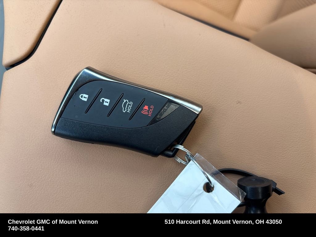 Used 2025 Lexus ES 350 w/ Premium Package image 32