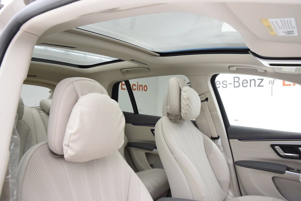 New 2026 Mercedes-Benz EQS 400 4MATIC SUV image 17