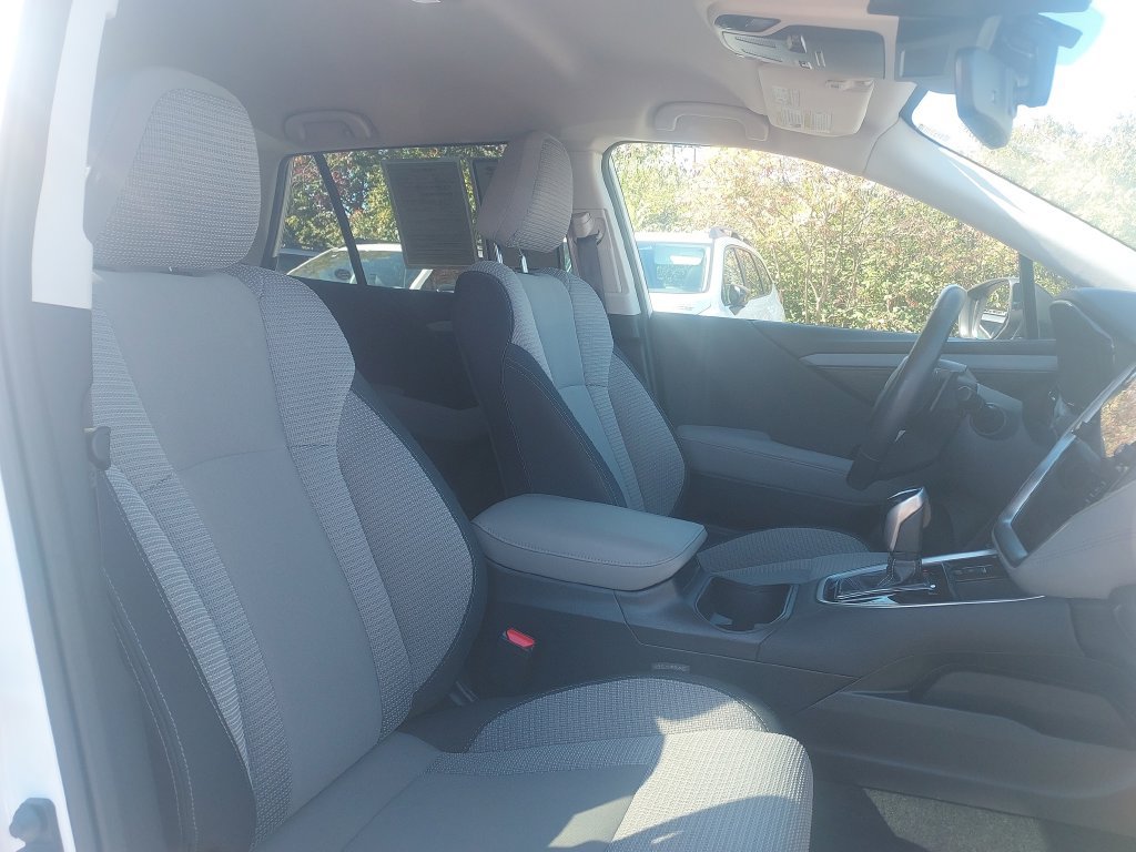 Used 2023 Subaru Outback Premium AWD/4WD image 28