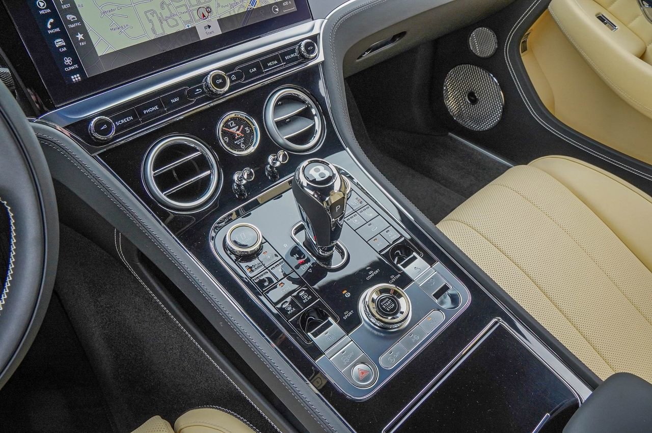 Used 2024 Bentley Continental GT AWD/4WD image 28
