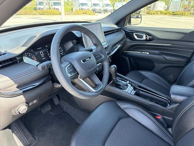 Used 2024 Jeep Compass Latitude w/ Altitude Special Edition image 21