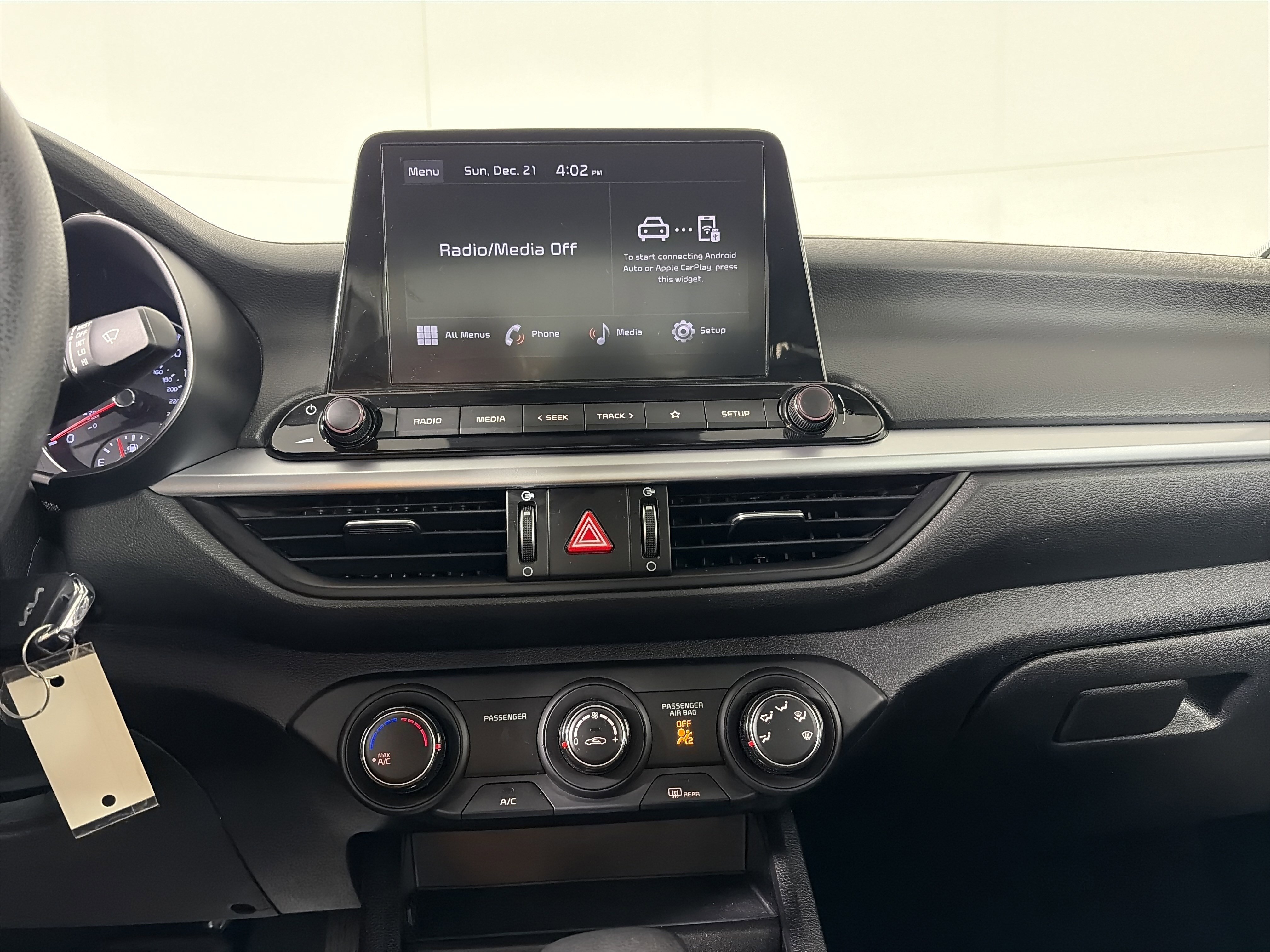 Used 2024 Kia Forte LXS w/ LXS Technology Package image 22