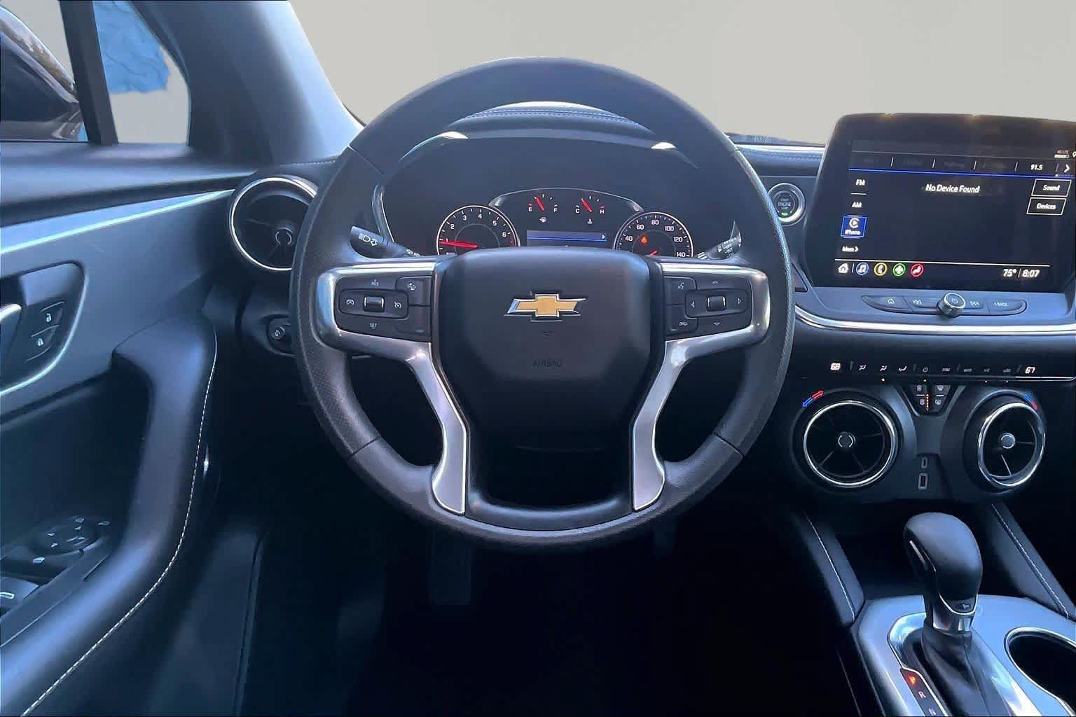 Used 2023 Chevrolet Blazer LT w/ Midnight/Sport Edition FWD image 6