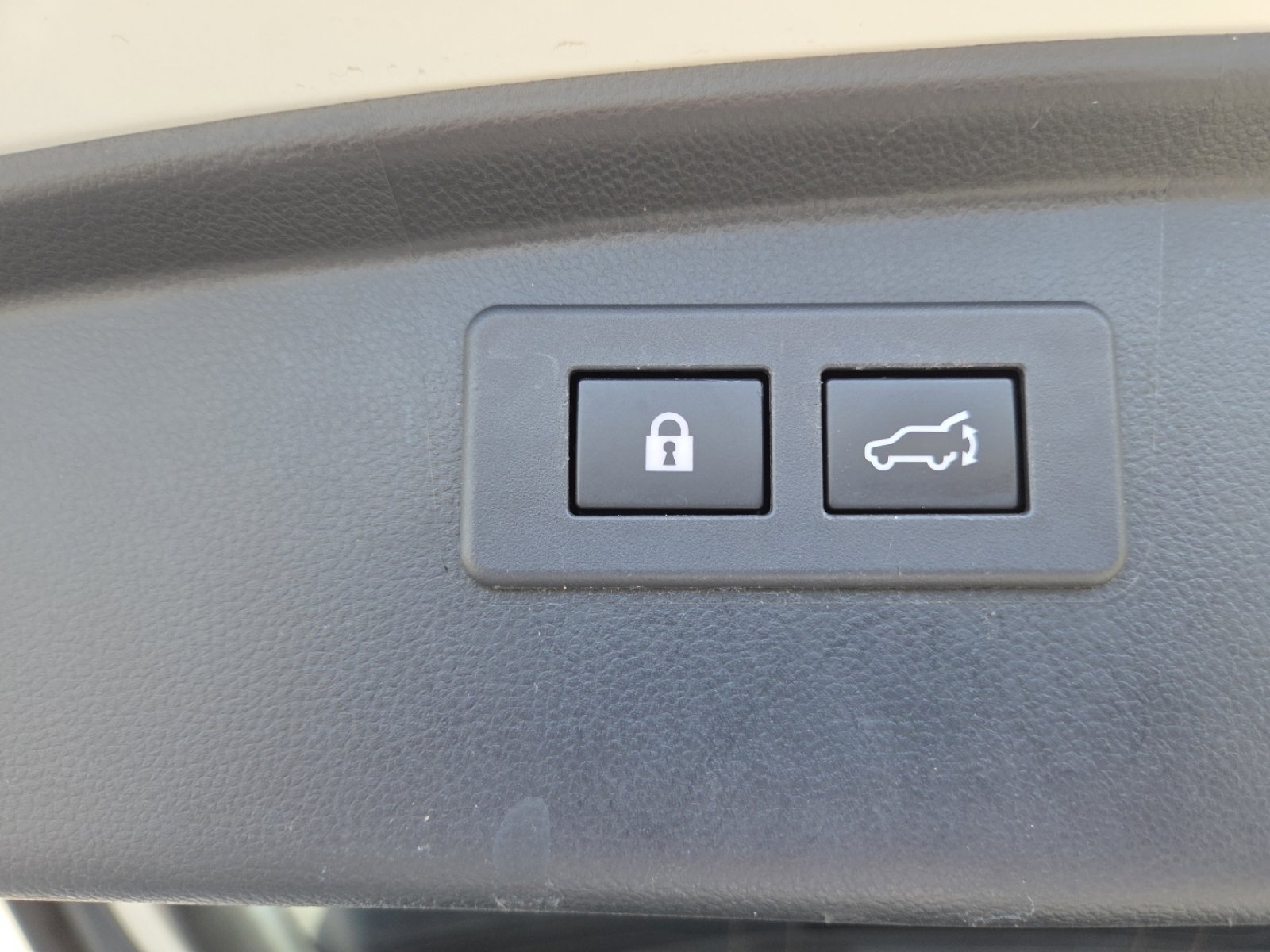 Used 2020 Subaru Outback Onyx Edition XT w/ Popular Package #2 image 21