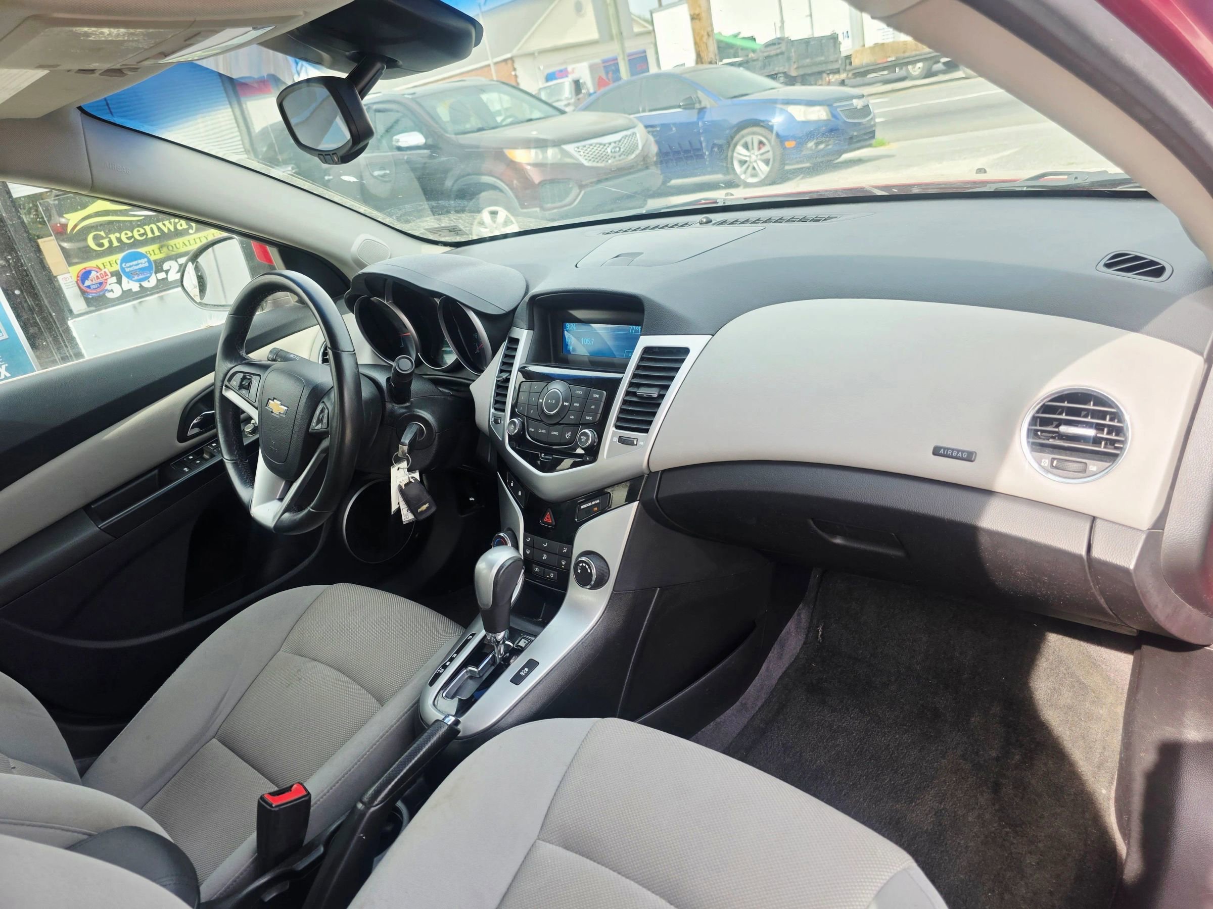 Used 2012 Chevrolet Cruze LT image 14