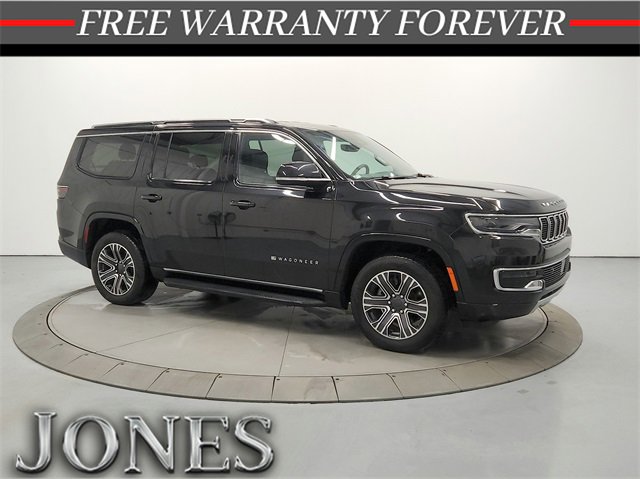 Used 2024 Jeep Wagoneer Series II w/ Flexible Seating Group image 1