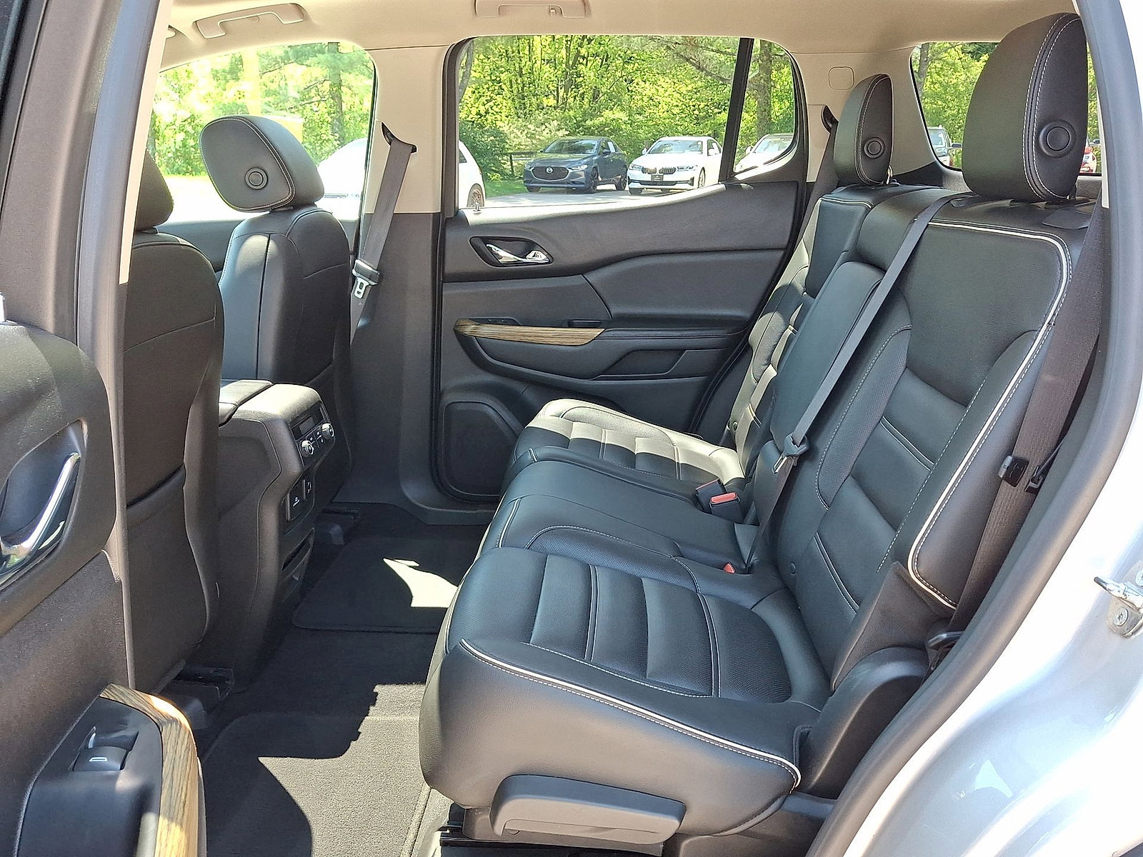 Used 2017 GMC Acadia Denali AWD/4WD image 20