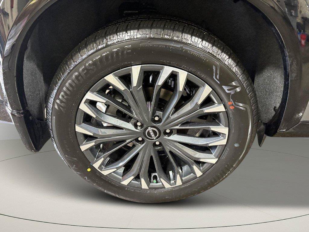 New 2026 Nissan Rogue Platinum AWD/4WD image 9