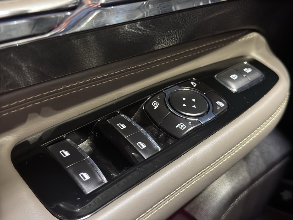 Used 2023 Lincoln Corsair Reserve w/ Equipment Group 202A image 36