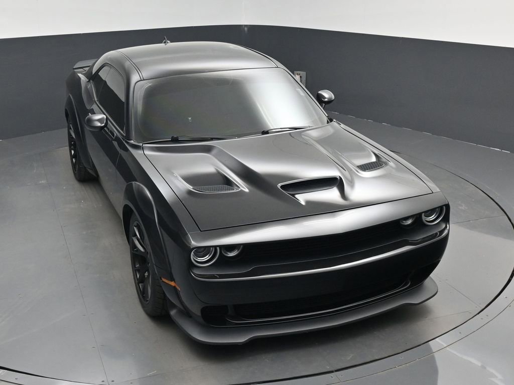 Used 2015 Dodge Challenger SRT Hellcat RWD image 26