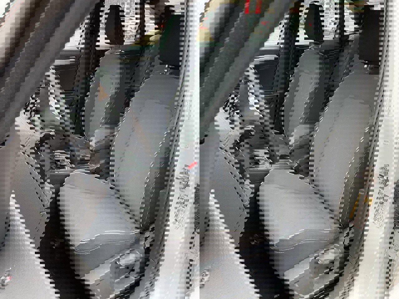 Used 2025 Volkswagen Jetta Sport image 14