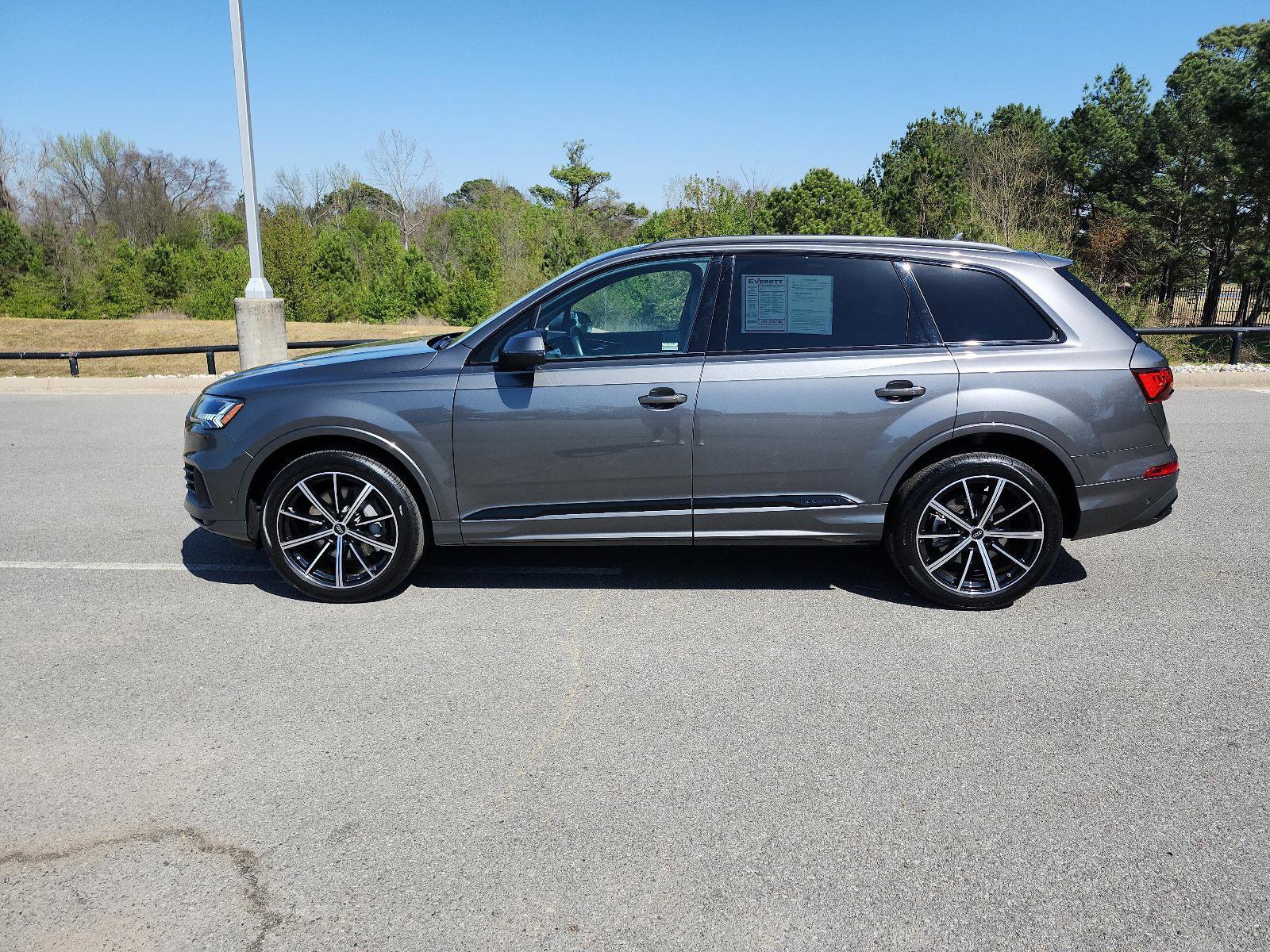 Used 2023 Audi Q7 3.0T Premium Plus w/ Premium Plus Package image 2