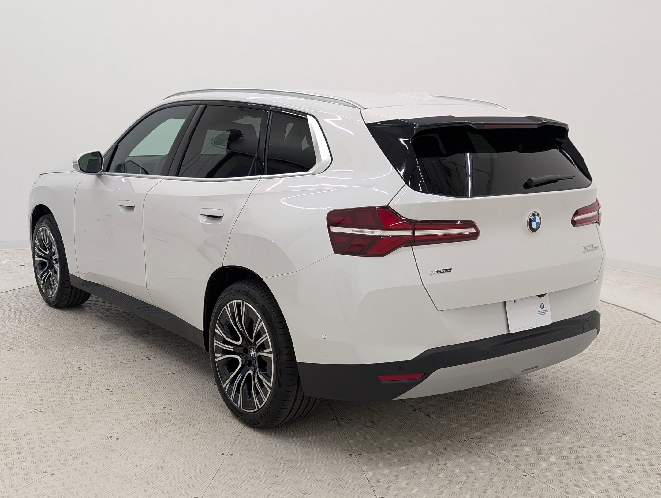Used 2026 BMW X3 xDrive30 w/ Convenience Package AWD/4WD image 3