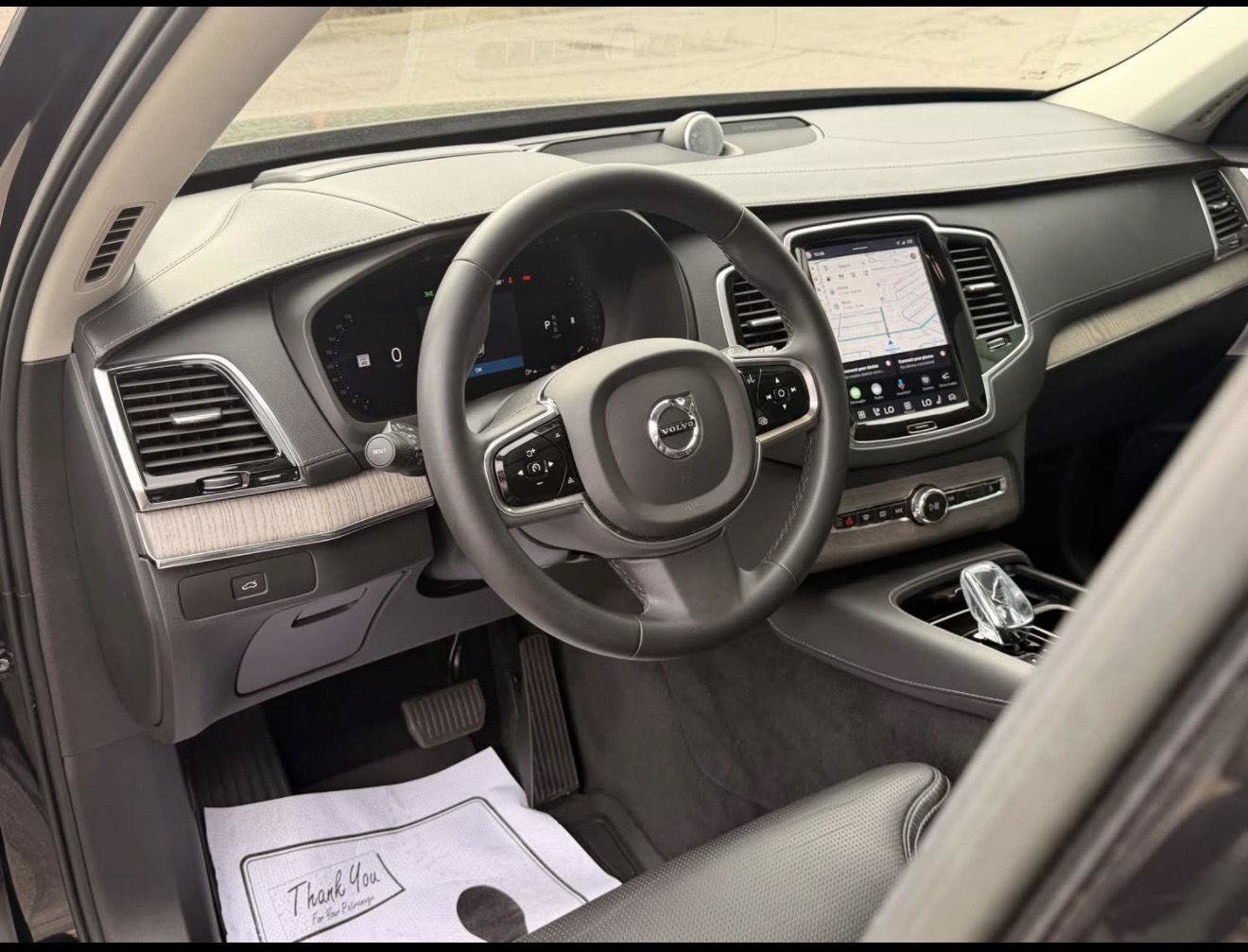 Used 2023 Volvo XC90 B6 Ultimate w/ Protection Package Premier AWD/4WD image 12