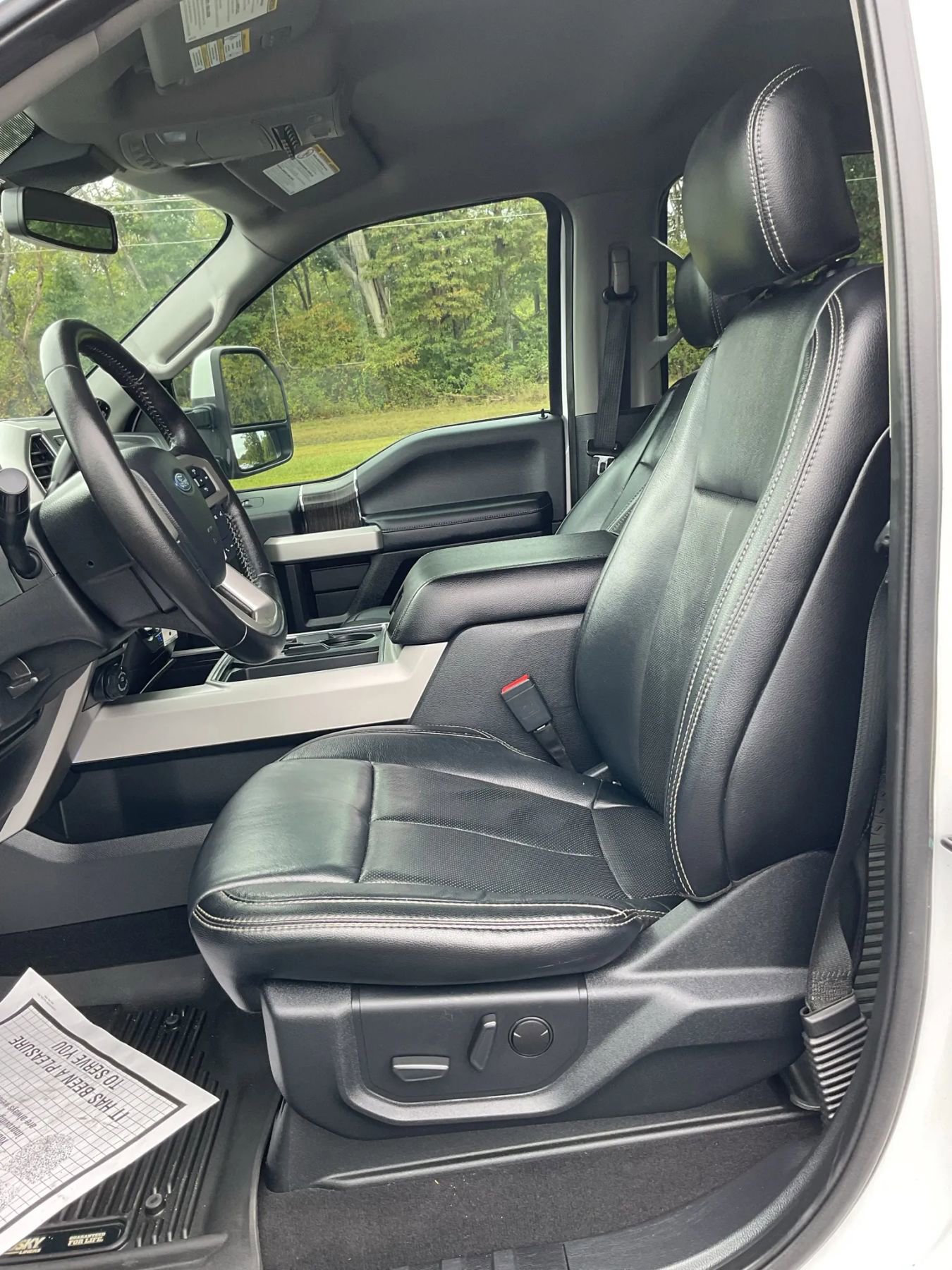 Used 2020 Ford F250 Lariat w/ Lariat Value Package image 25