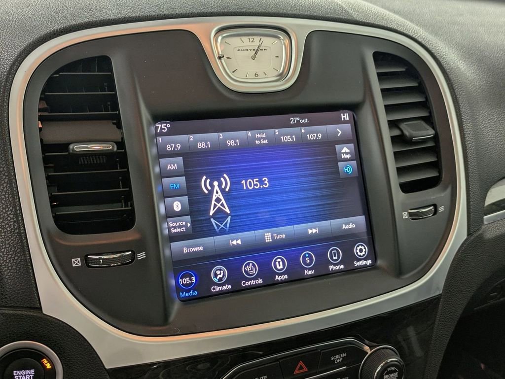 Used 2023 Chrysler 300 Touring L w/ Popular Equipment Group image 22