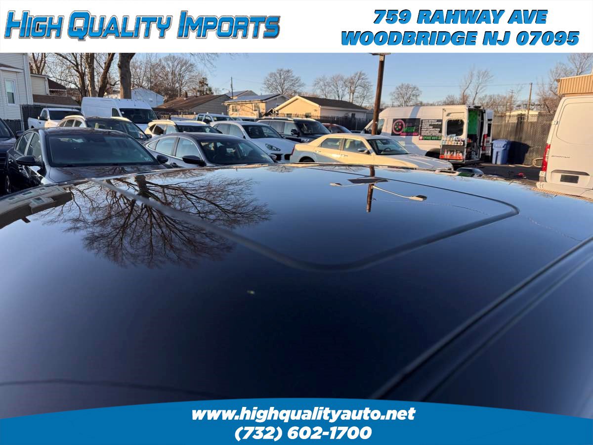 Used 2013 Dodge Challenger R/T Plus image 14