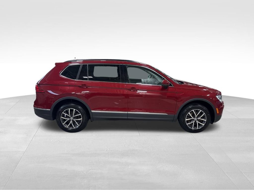 Used 2020 Volkswagen Tiguan SE image 29