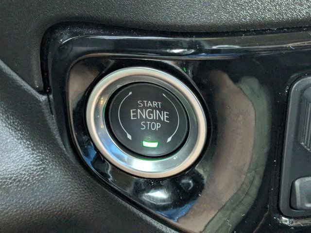 Used 2025 GMC Sierra 2500 SLE w/ SLE Value Package; image 32