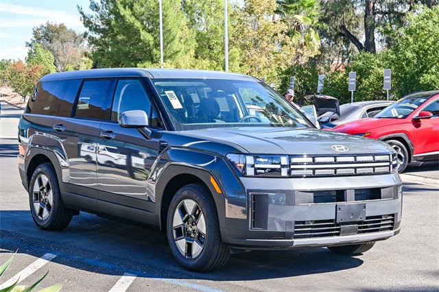 New 2026 Hyundai Santa Fe SE image 3