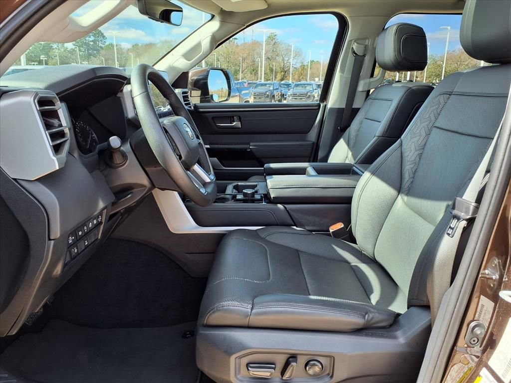 Used 2022 Toyota Tundra Limited w/ Power Package image 18