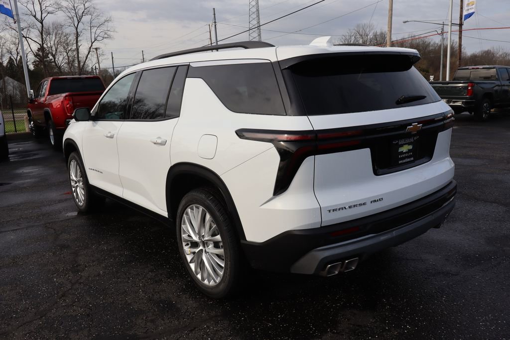 New 2026 Chevrolet Traverse LT image 3