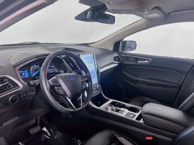 Used 2024 Ford Edge SEL AWD/4WD image 9