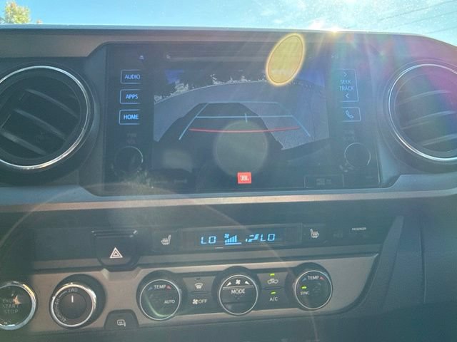 Used 2016 Toyota Tacoma TRD Off-Road AWD/4WD image 30