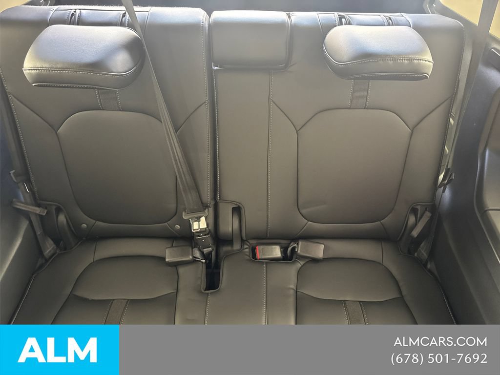 Used 2025 Honda Pilot EX-L image 24