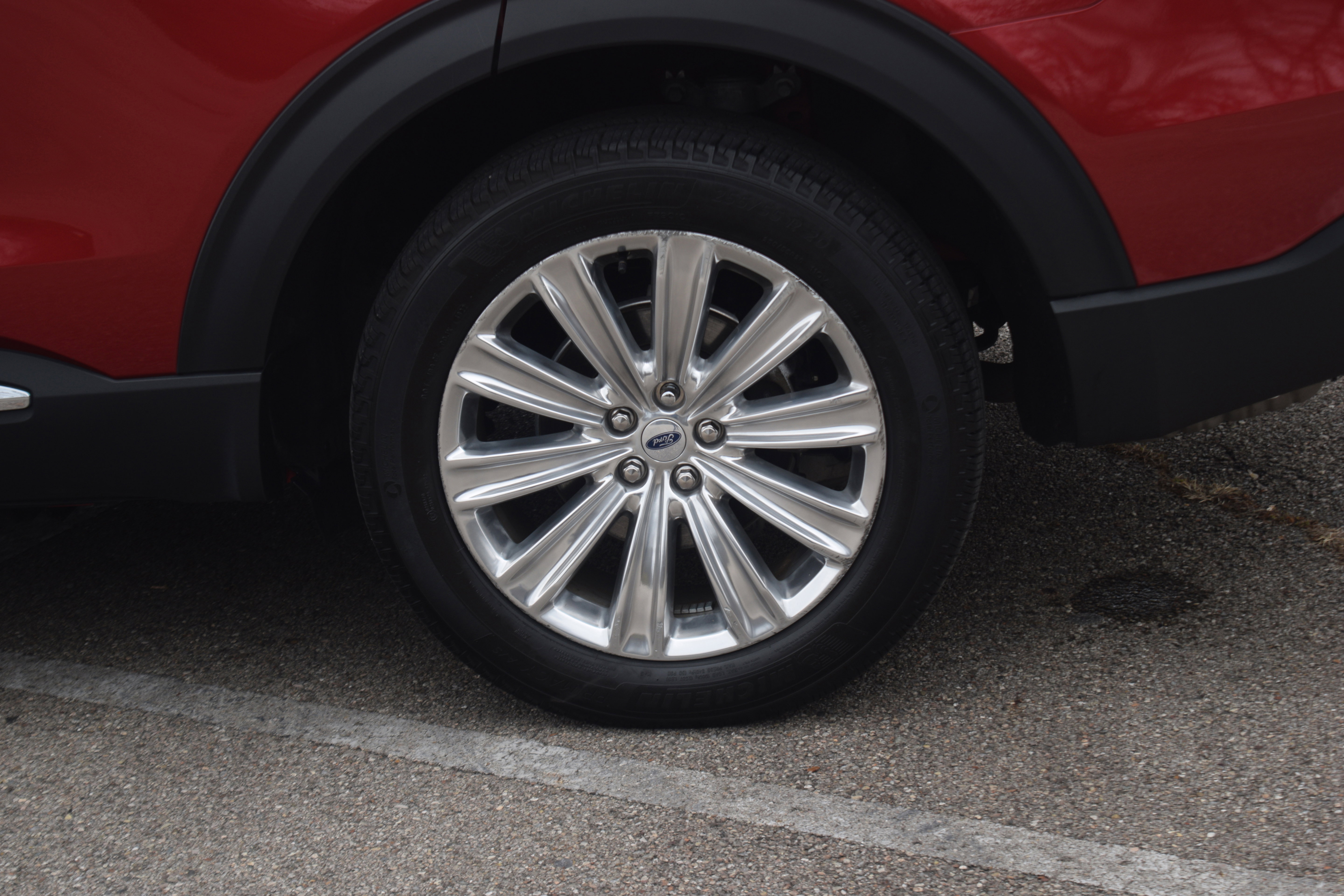 Used 2023 Ford Explorer Limited w/ Limited Technology Package image 30