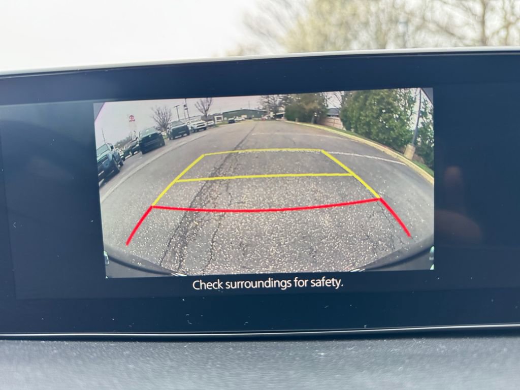 Used 2023 MAZDA MAZDA3 s image 23