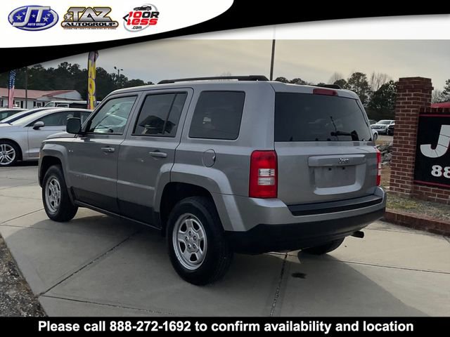 Used 2016 Jeep Patriot Sport w/ Power Value Group FWD image 4